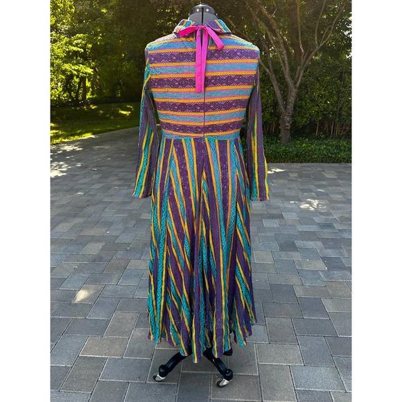 NWT Chic Boutique Lace Maxi Dress Unique Standout OOAK Statement FashionWeek XXL - Picture 4 of 12